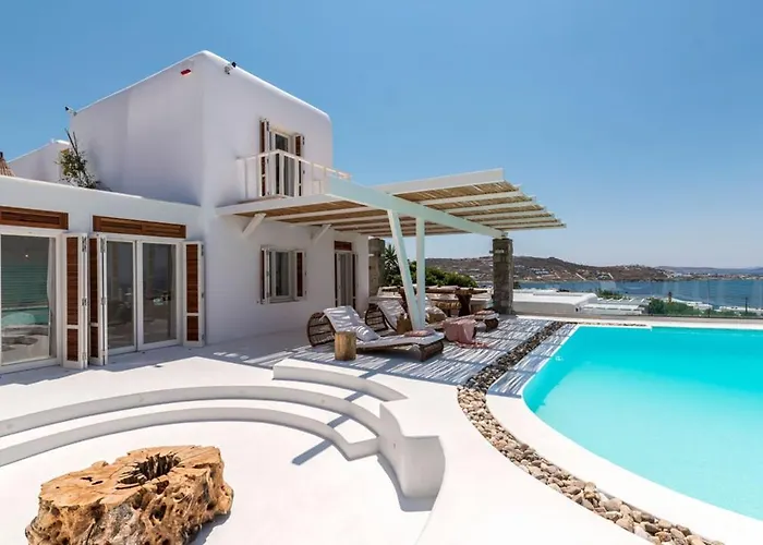 Luxury Ocean View Centre Villa