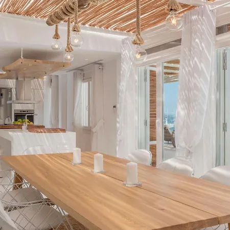 Luxury Ocean View Centre *